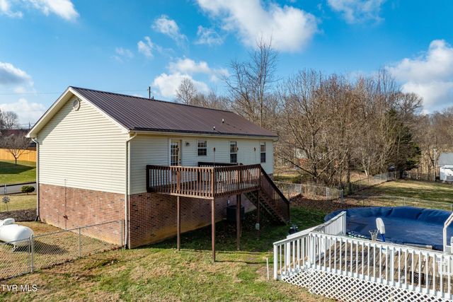 115 Maple Ridge Drive, Jonesborough, TN 37659