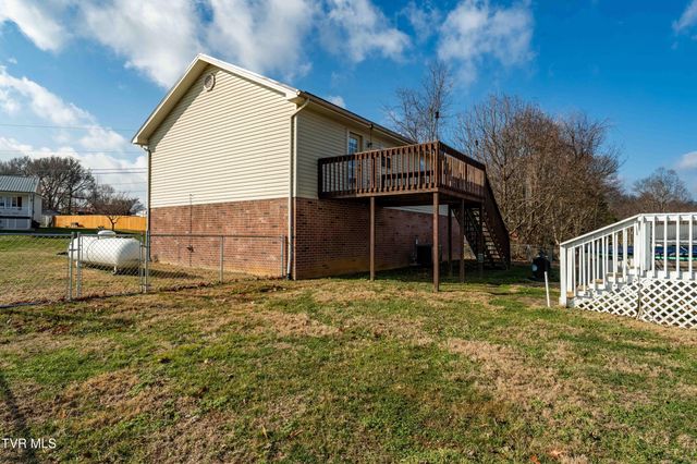 115 Maple Ridge Drive, Jonesborough, TN 37659