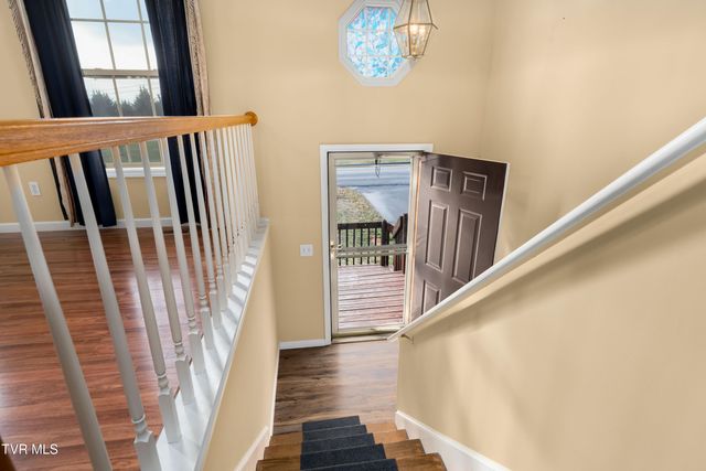 115 Maple Ridge Drive, Jonesborough, TN 37659