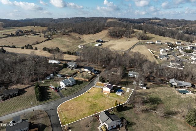 115 Maple Ridge Drive, Jonesborough, TN 37659