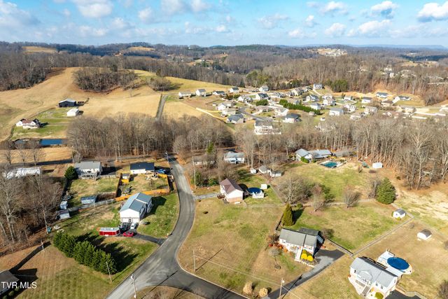 115 Maple Ridge Drive, Jonesborough, TN 37659