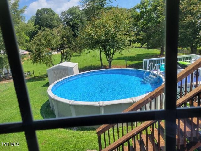 115 Maple Ridge Drive, Jonesborough, TN 37659