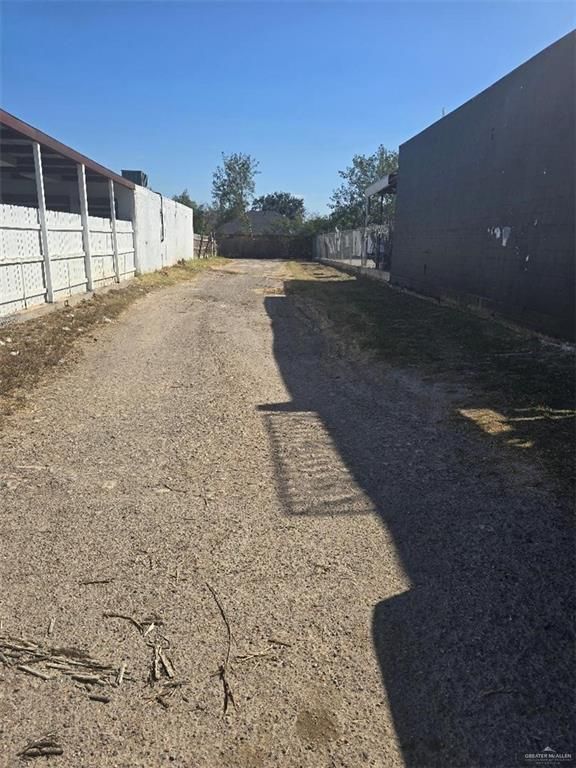 6711 S Jackson Road, Pharr, TX 78577