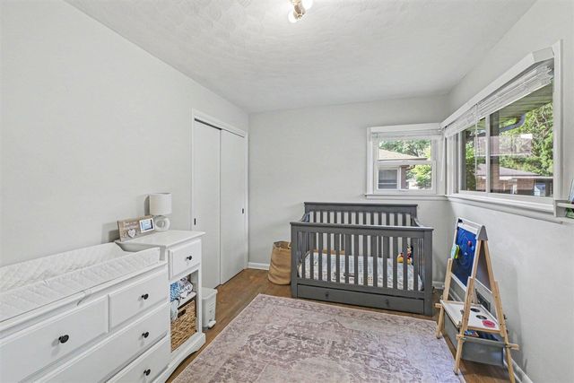 527 Fairfield Avenue, Grand Rapids, MI 49504