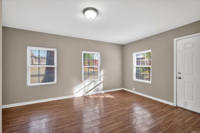 4 Wellford Drive, Little Rock, AR 72209