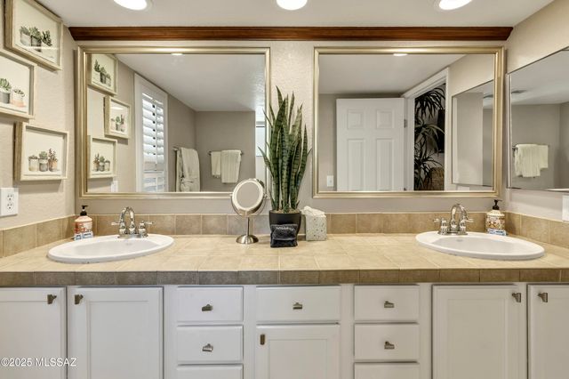 5051 N Sabino Canyon Rd Unit 1130, Tucson, AZ 85750