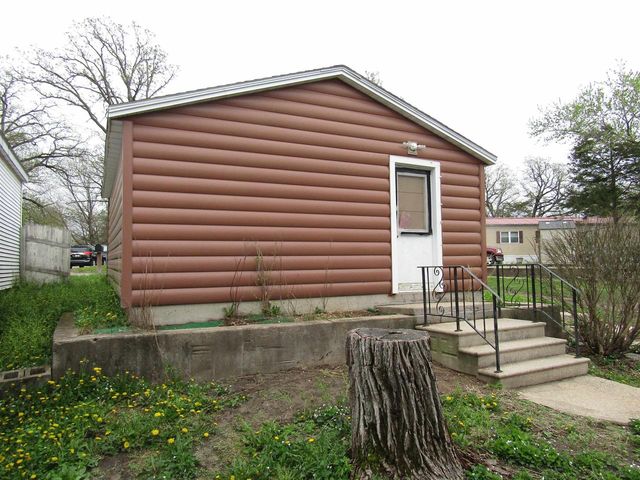 90 Falling Creek Circle #90, Janesville, WI 53548