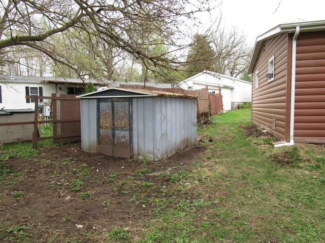 90 Falling Creek Circle #90, Janesville, WI 53548