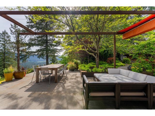 36435 Se GORDON CREEK Rd, Corbett, OR 97019