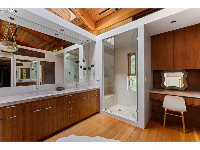 36435 Se GORDON CREEK Rd, Corbett, OR 97019