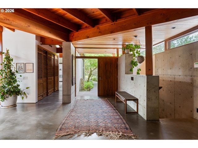 36435 Se GORDON CREEK Rd, Corbett, OR 97019