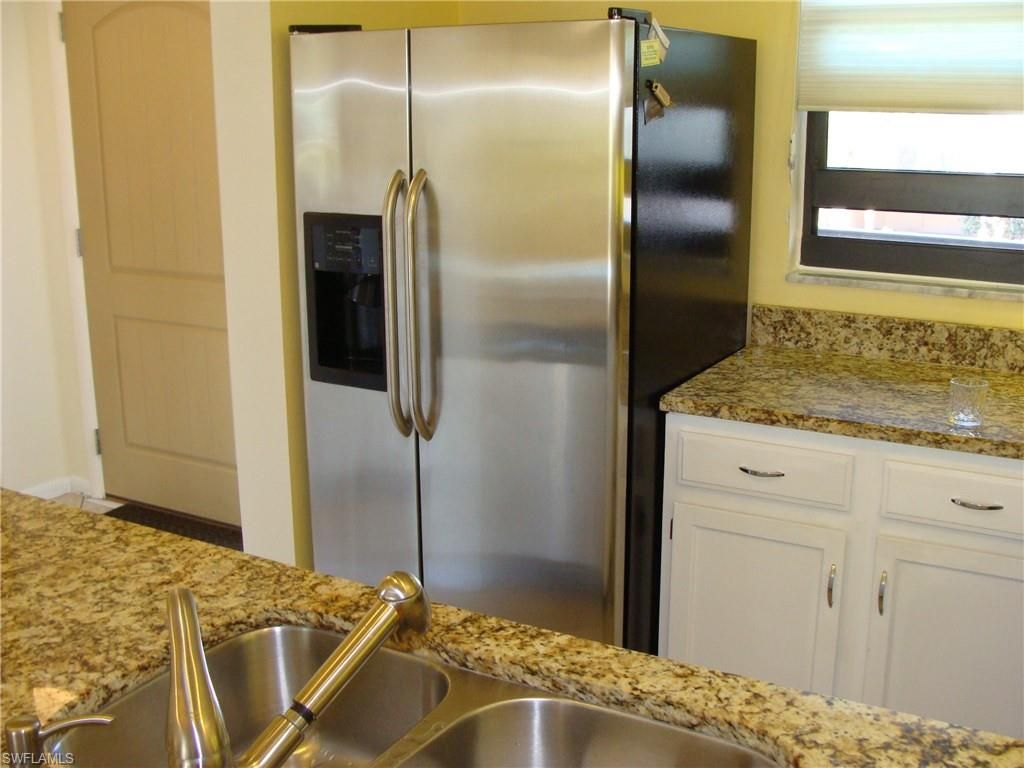807 River Point DR 201D, NAPLES, FL 34102 — photo 5