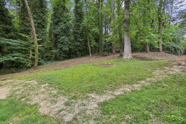 2891 White Oak Drive, Decatur, GA 30032