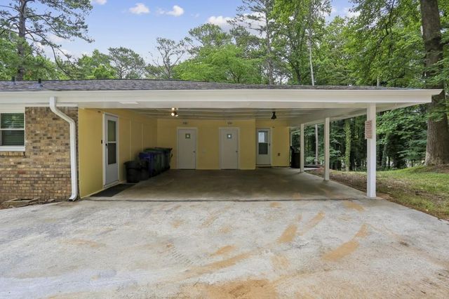 2891 White Oak Drive, Decatur, GA 30032