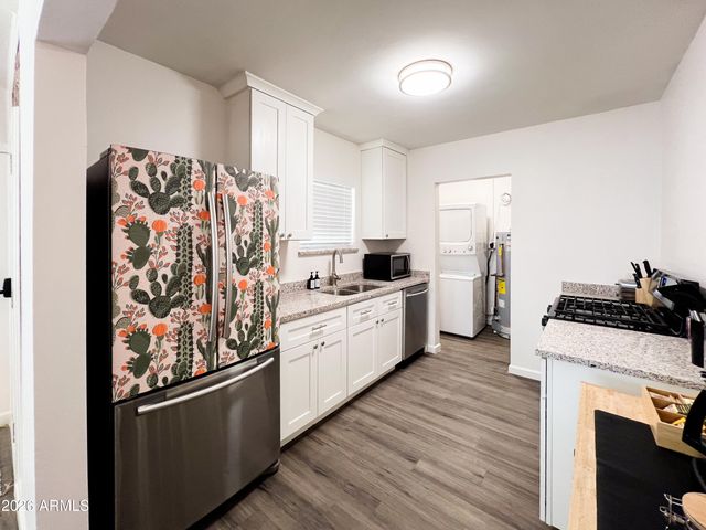 4132 N 3RD Avenue, Phoenix, AZ 85013