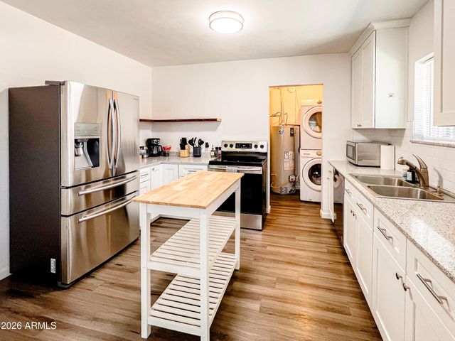 4132 N 3RD Avenue, Phoenix, AZ 85013