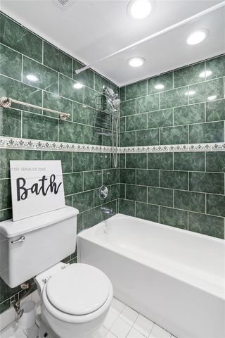 3670 Inverrary Drive 1OB, Lauderhill, FL 33319