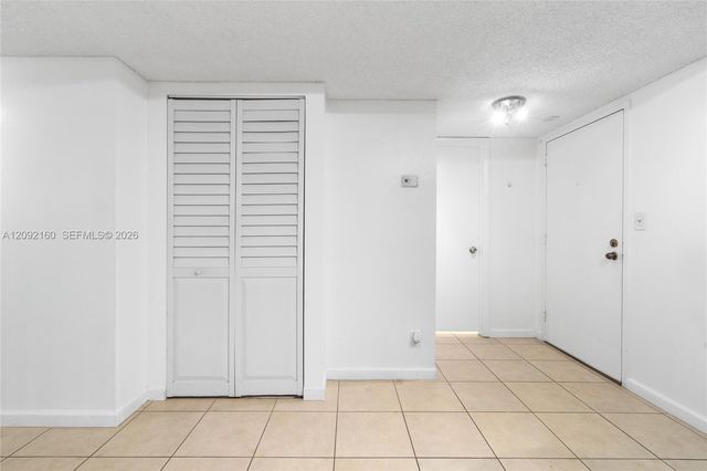 3670 Inverrary Drive 1OB, Lauderhill, FL 33319