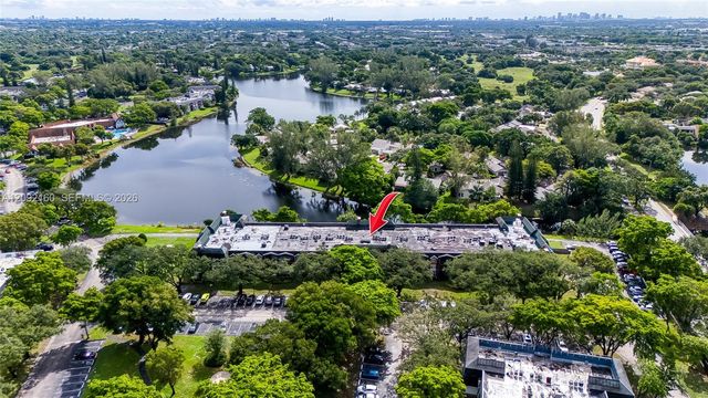 3670 Inverrary Drive 1OB, Lauderhill, FL 33319