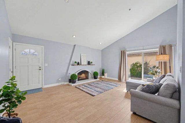 534 Holly Avenue, Oxnard, CA 93036