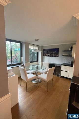 200 Winston L09, Cliffside Park, NJ 07010
