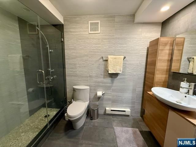 200 Winston L09, Cliffside Park, NJ 07010