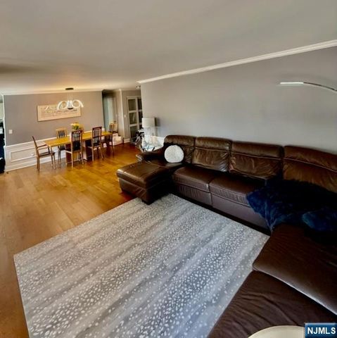 200 Winston L09, Cliffside Park, NJ 07010
