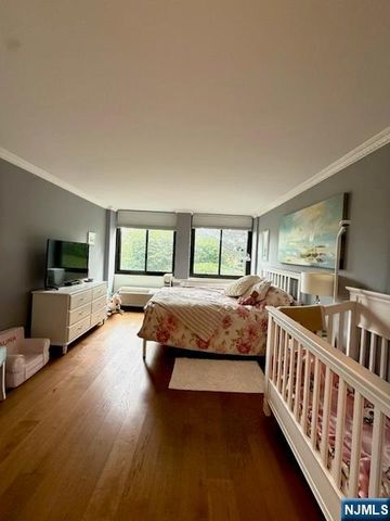200 Winston L09, Cliffside Park, NJ 07010