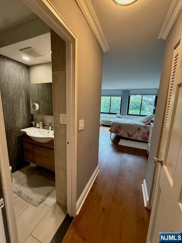 200 Winston L09, Cliffside Park, NJ 07010