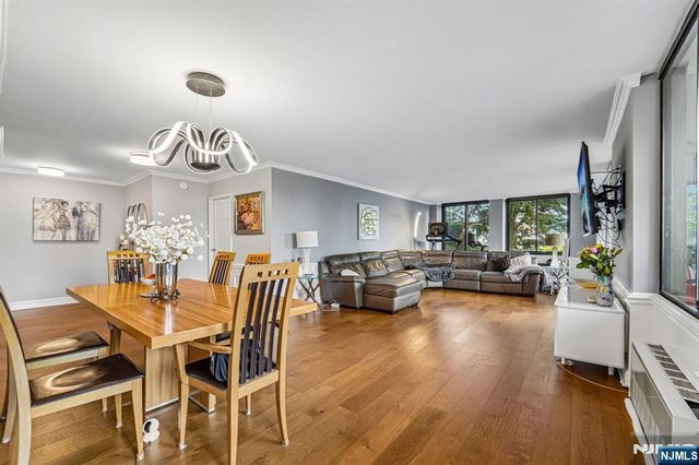 200 Winston L09, Cliffside Park, NJ 07010