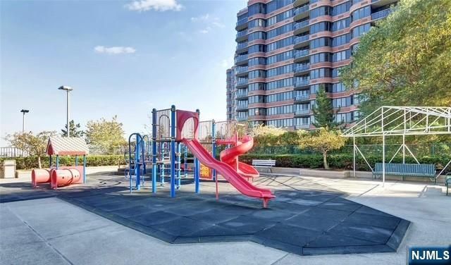 200 Winston L09, Cliffside Park, NJ 07010
