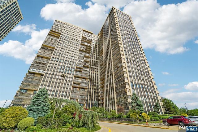 200 Winston L09, Cliffside Park, NJ 07010