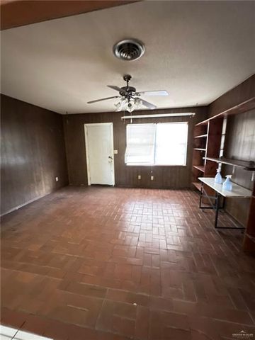 1215 Oak Street, Mission, TX 78572