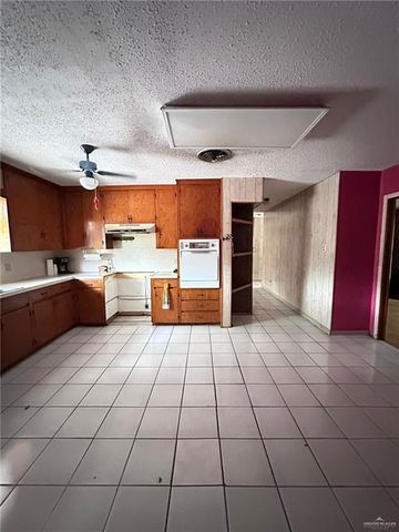 1215 Oak Street, Mission, TX 78572