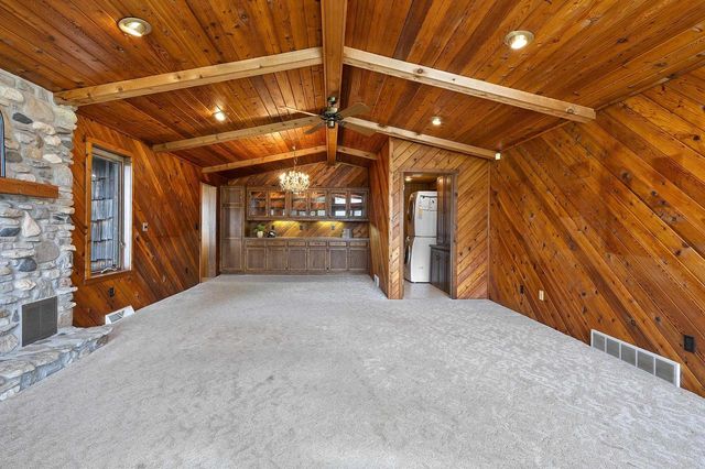 N9613 BAY SHORE LANE, Luxemburg, WI 54217