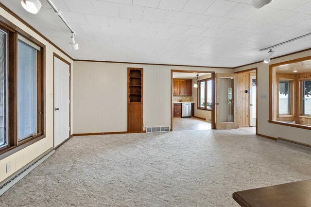 N9613 BAY SHORE LANE, Luxemburg, WI 54217