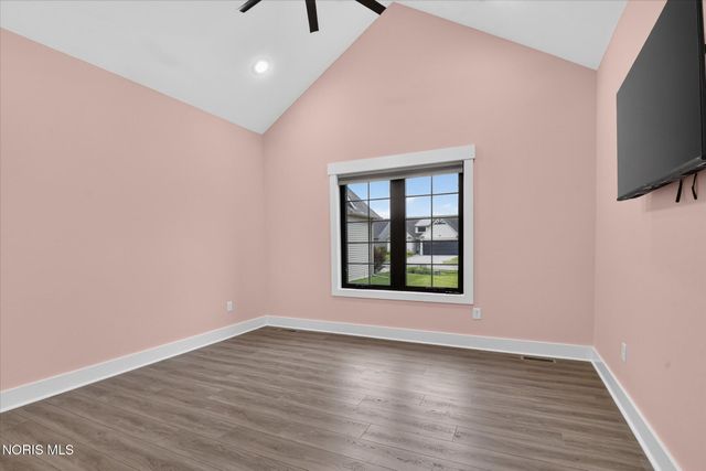 9222 Grande Court, Sylvania, OH 43560