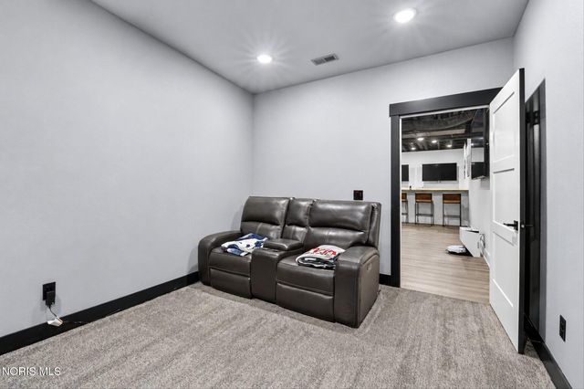 9222 Grande Court, Sylvania, OH 43560