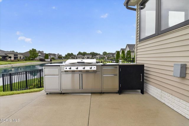 9222 Grande Court, Sylvania, OH 43560