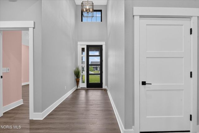 9222 Grande Court, Sylvania, OH 43560
