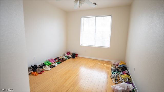 8042 Earl Grey Court, Las Vegas, NV 89117