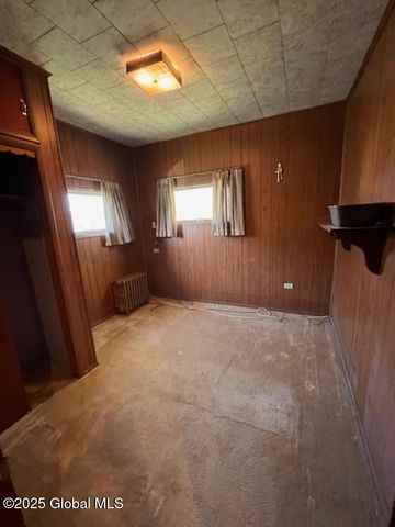 18 1st Street, Cohoes, NY 12047