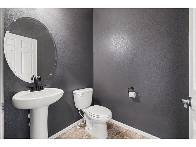 1378 Sun River Rd, Berthoud, CO 80513