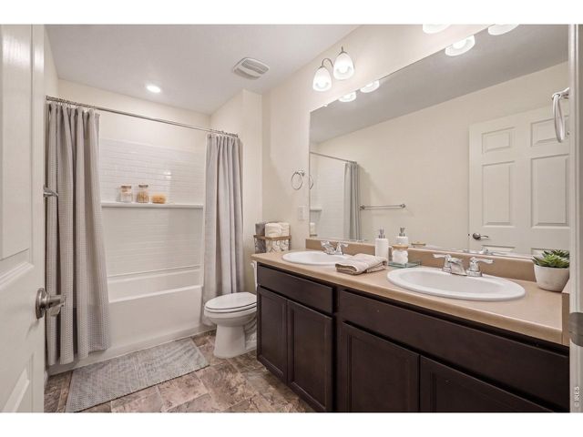 1378 Sun River Rd, Berthoud, CO 80513