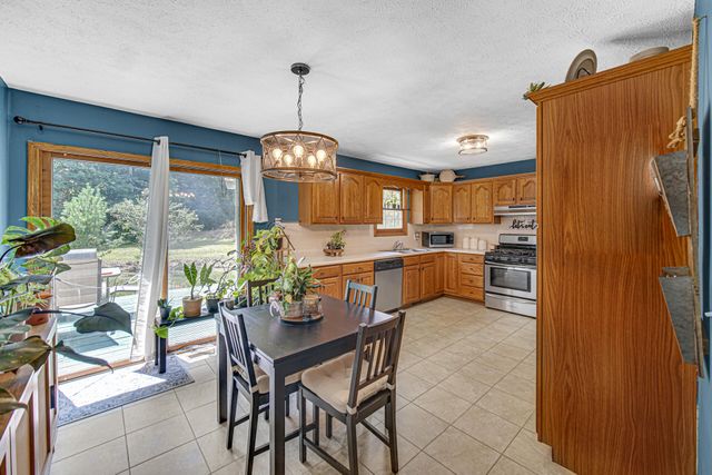 1945 E 150 S, Knox, IN 46534