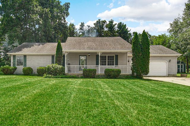 1945 E 150 S, Knox, IN 46534