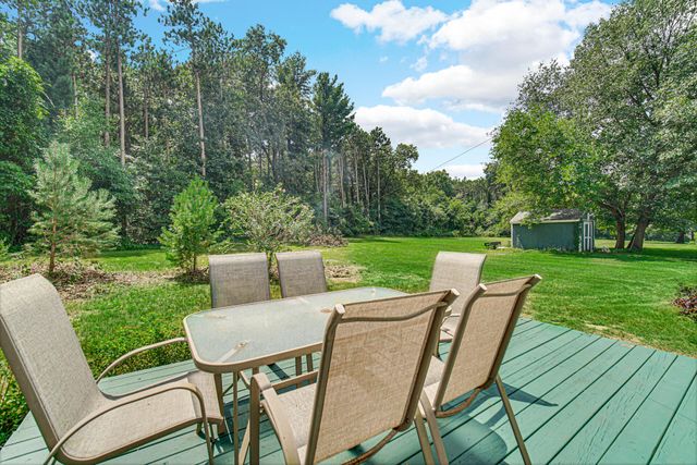 1945 E 150 S, Knox, IN 46534