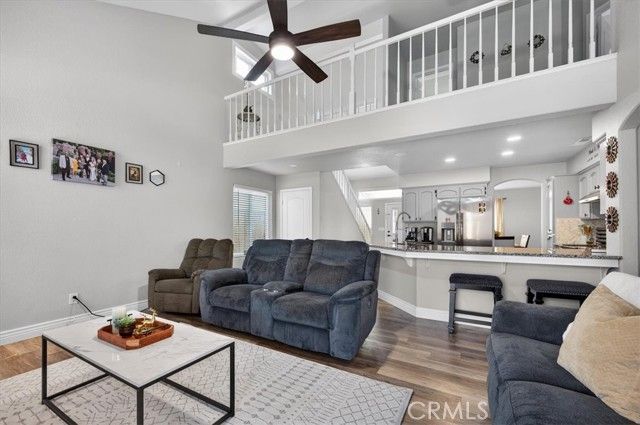 8416 N Sharon, Fresno, CA 93720