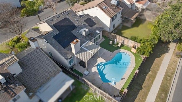 8416 N Sharon, Fresno, CA 93720