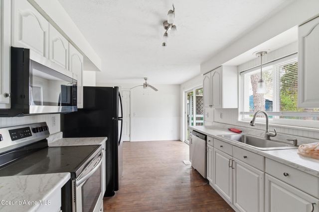 11865 N Forest RD, Hayden, ID 83835